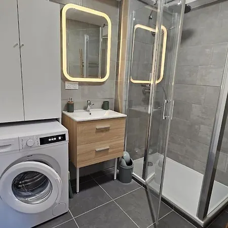 Le Grand Rue Apartment *